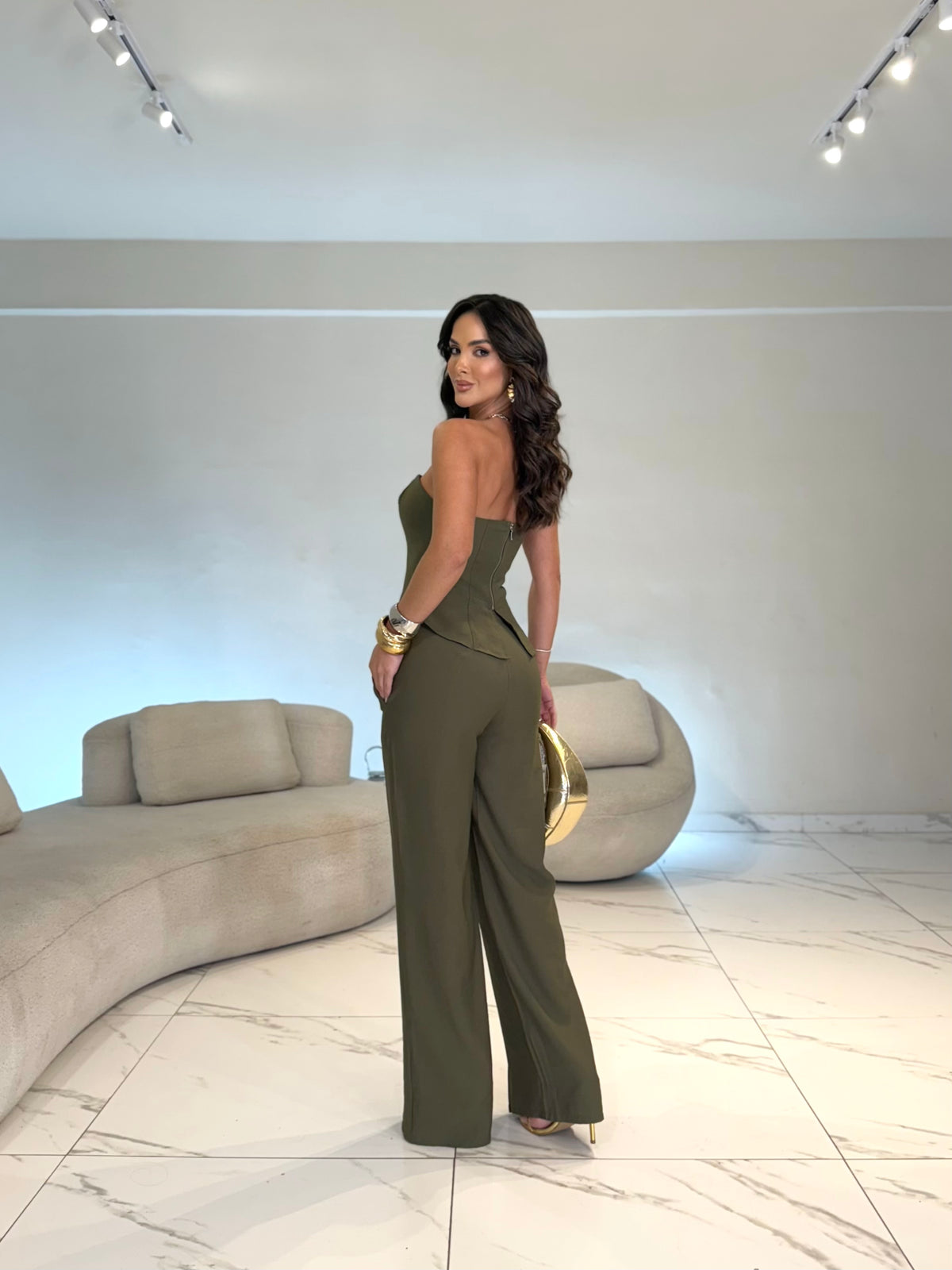 Conjunto alfaiataria feminino premium preto ou verde oliva com calça e blusa elegantes